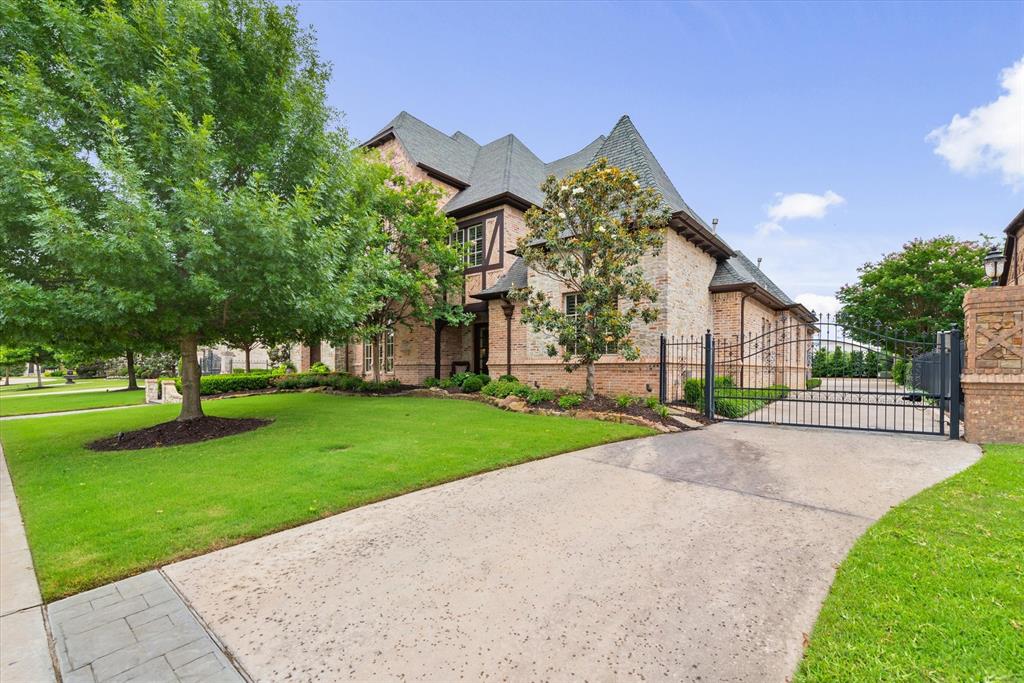 Castleton Manor - Residential