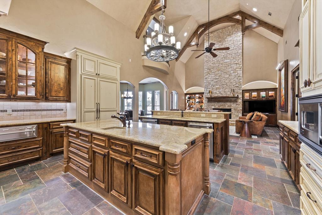 Castleton Manor - Residential