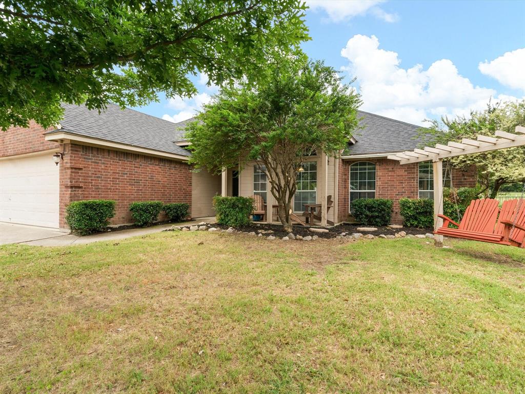 126 Lexington Circle