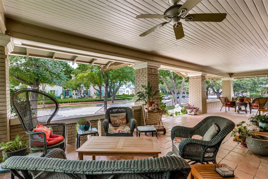 1351 MISTLETOE Drive