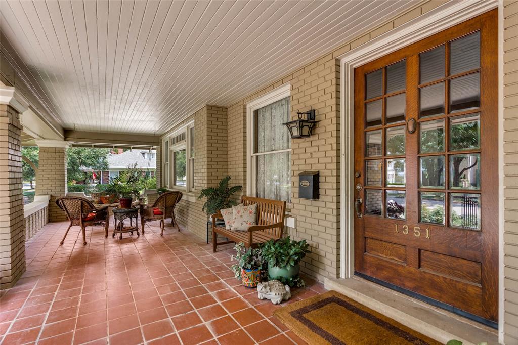 1351 MISTLETOE Drive