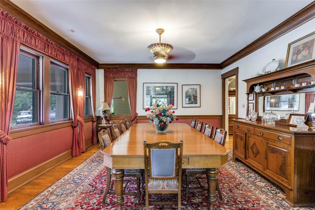 MISTLETOE HEIGHTS - Residential