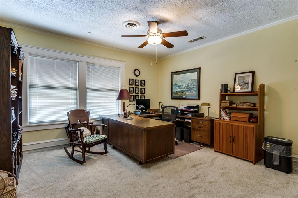 MISTLETOE HEIGHTS - Residential