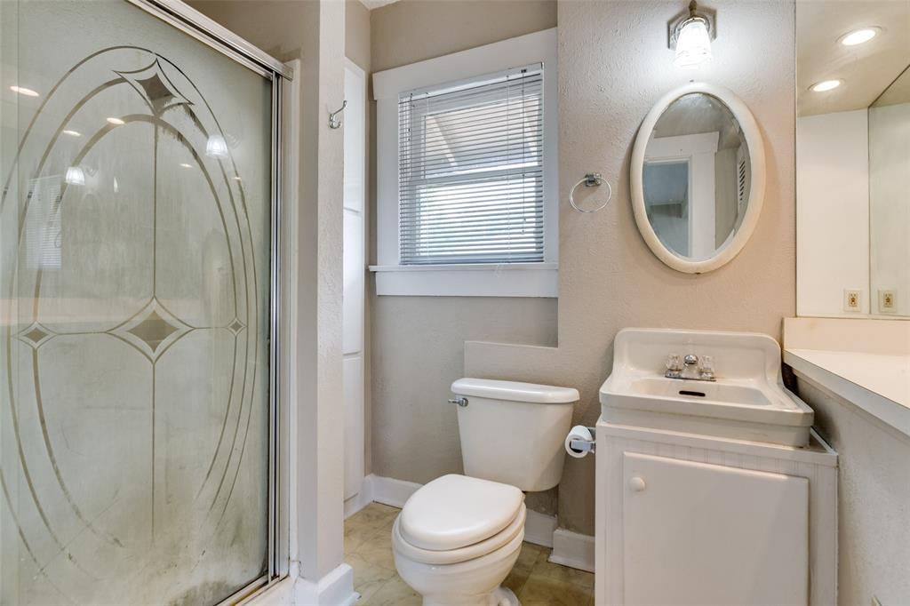 MISTLETOE HEIGHTS - Residential