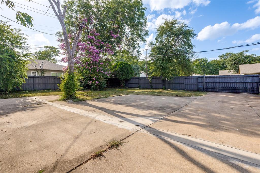 Smith L R - Residential