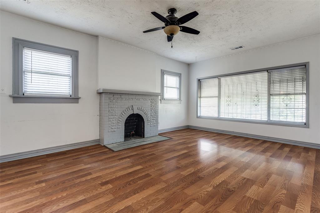 Smith L R - Residential