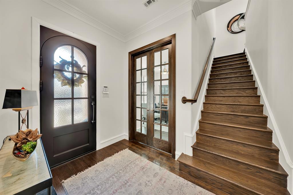 402 Palladian Boulevard