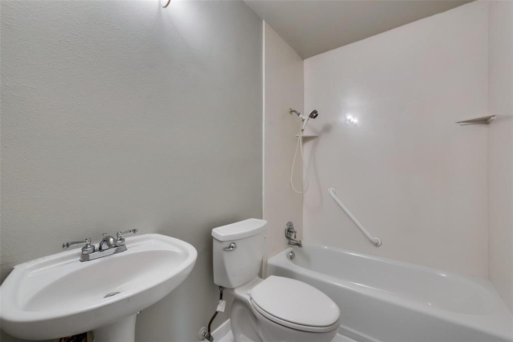 Greenwood Hills - Residential Lease