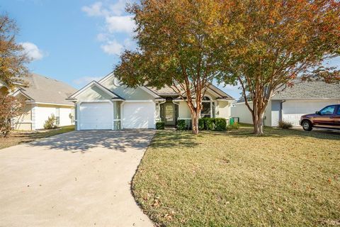 A home in Glen Rose