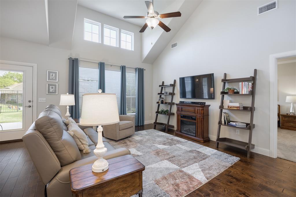 Country Lane Villas Ph 3 - Residential