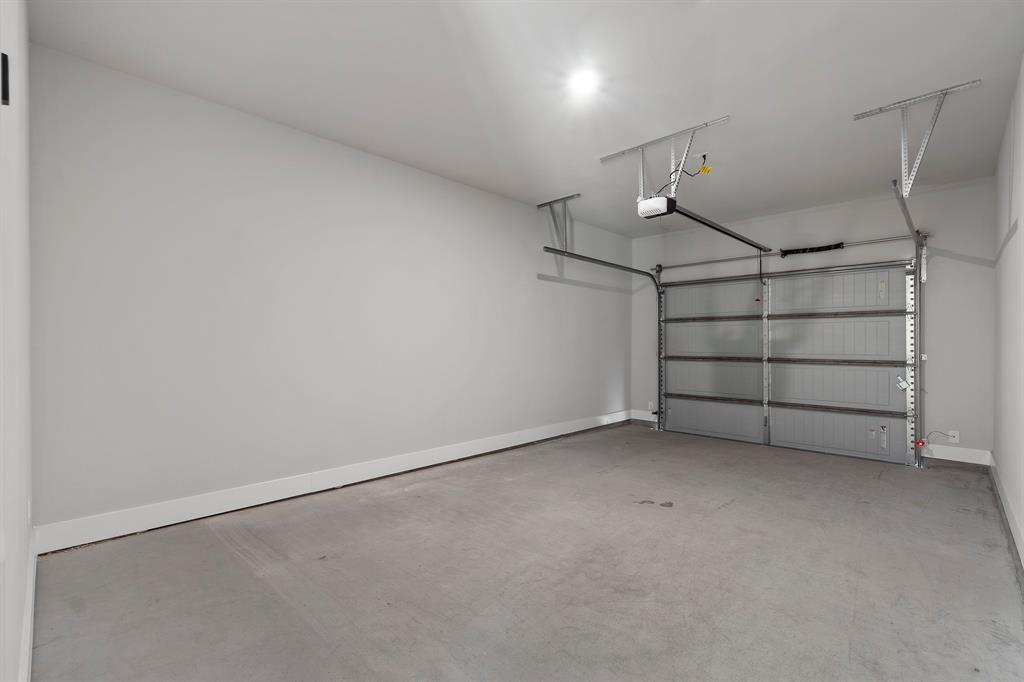 Luxe McKinney - Residential Lease