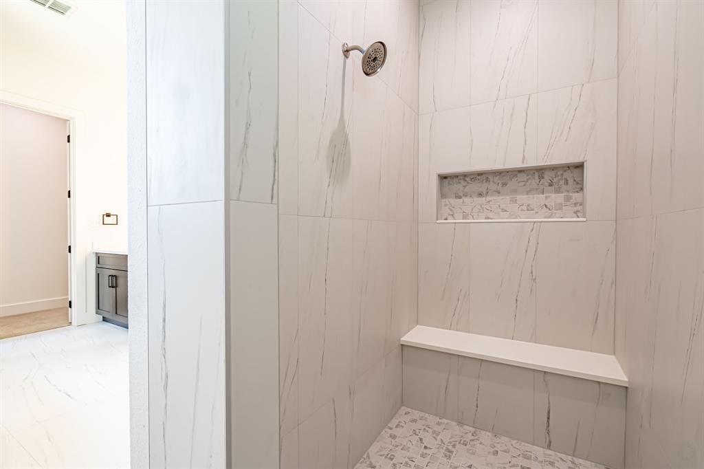 Modern Oaks - Residential