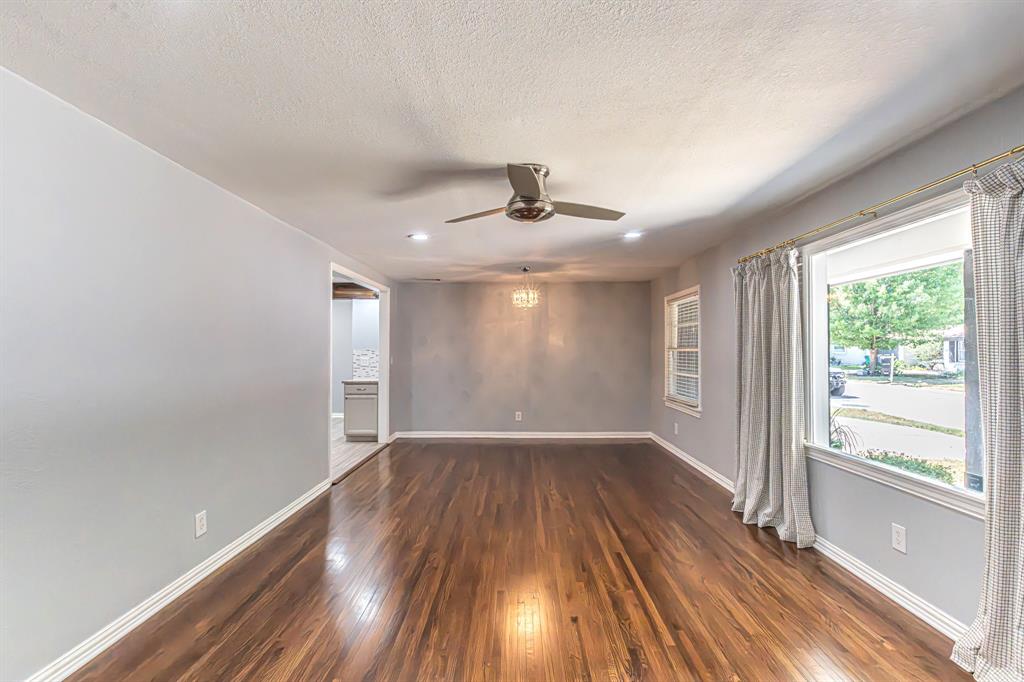 5713 Tracyne Drive