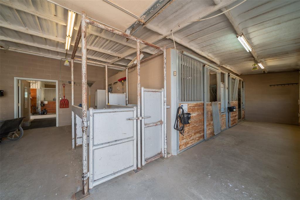 A0126A - N. BOX - Farm