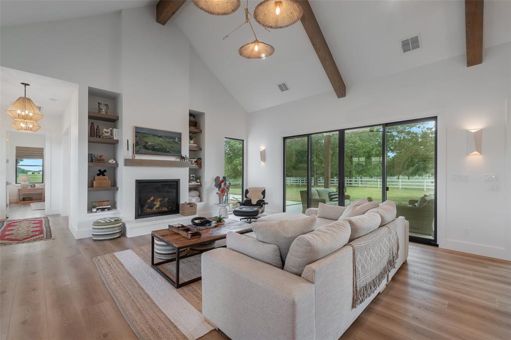 A0126A - N. BOX - Farm