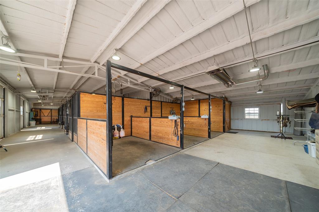 A0126A - N. BOX - Farm