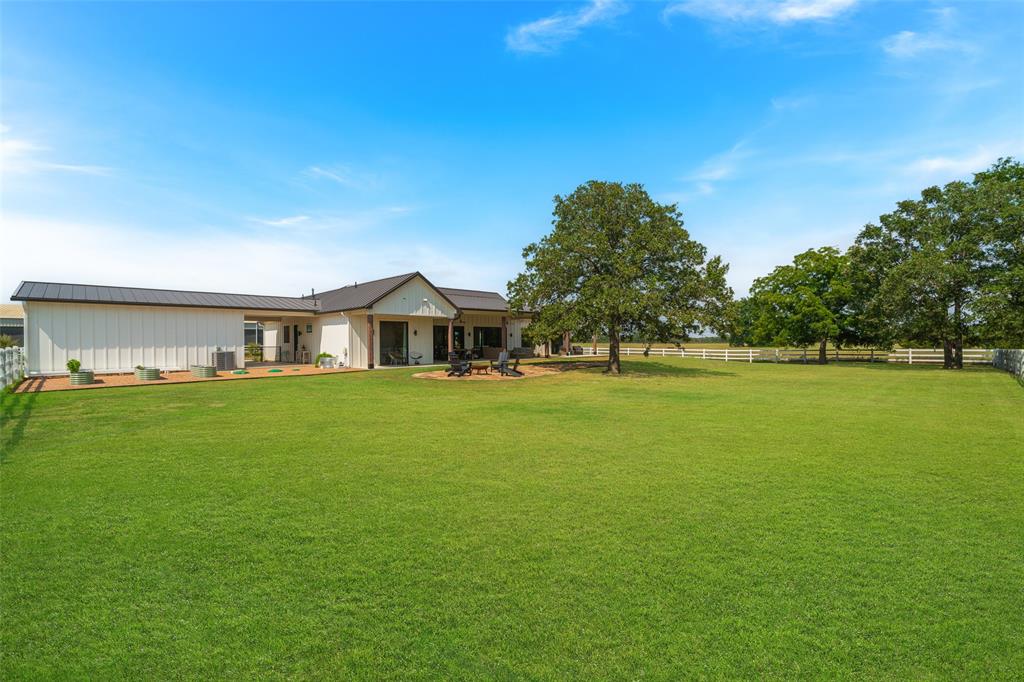 A0126A - N. BOX - Farm