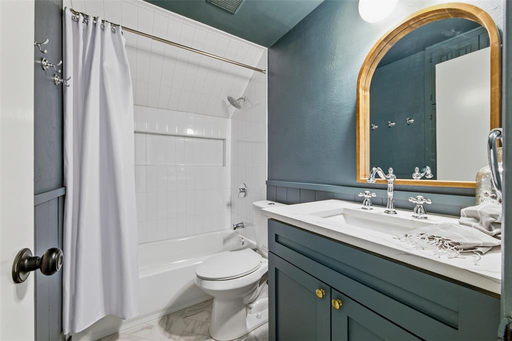 Ridglea Country Club Estate - Residential