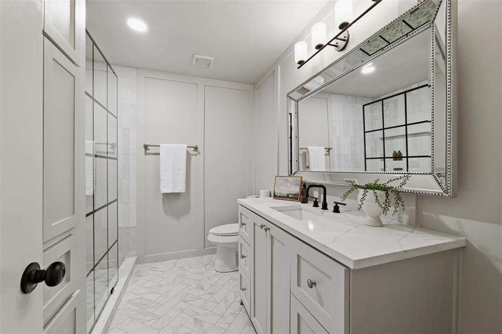 Ridglea Country Club Estate - Residential