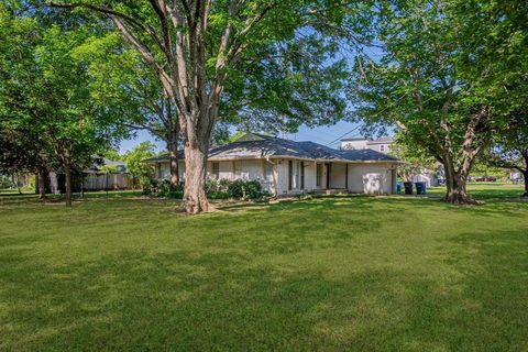 3946 Cortez Drive Dallas TX 75220