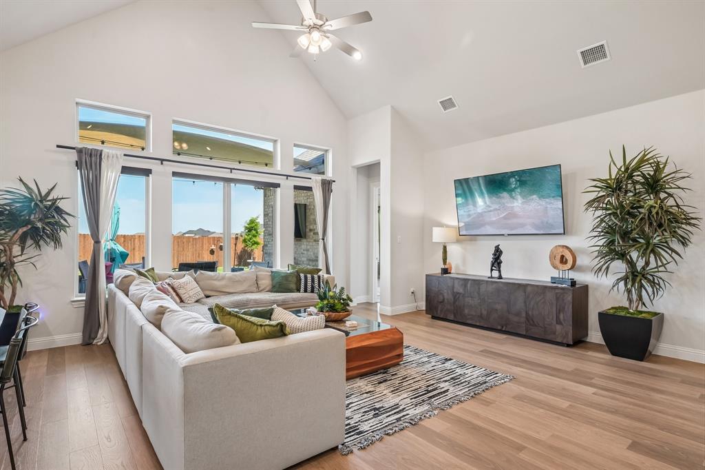 Ridge Crossing - Residential