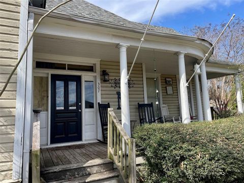 A home in Winnsboro