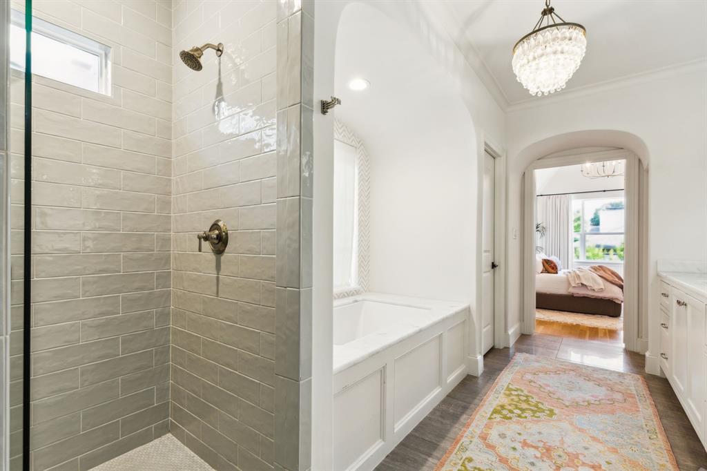 Bob-O-Links Downs - Residential