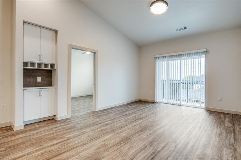 Oak Cliff Add - Residential Lease