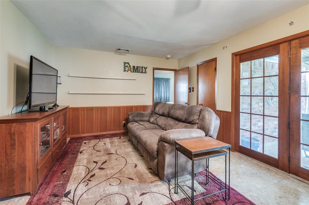 813 Irwin Drive