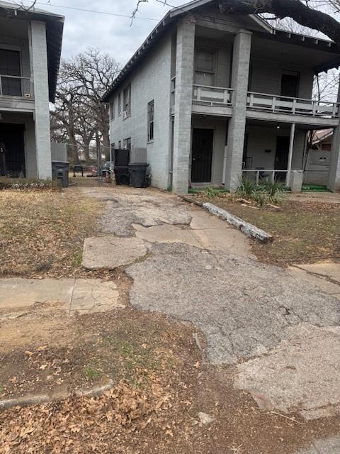 Chapman R L - Residential