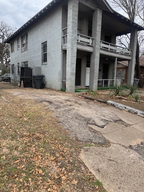 Chapman R L - Residential