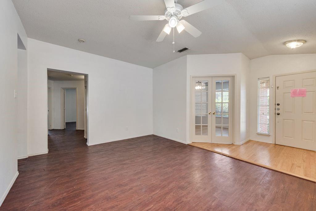 3113 Candlebrook Drive