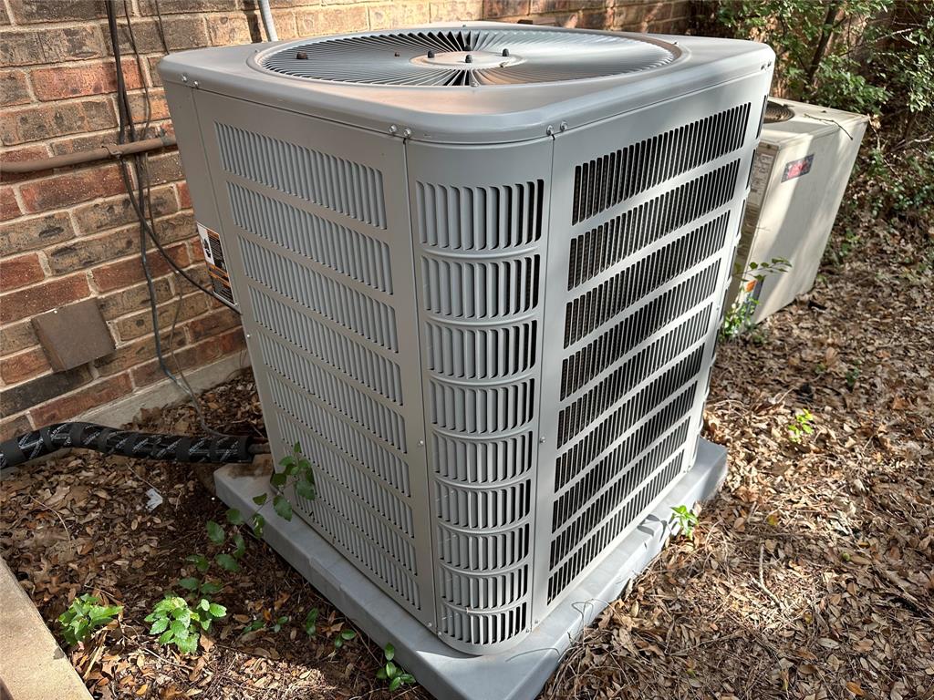 Woodhaven Cntry Club Estates - Residential