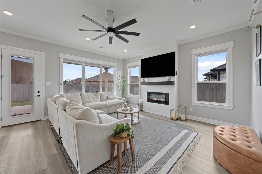 5304 Black Horse Court