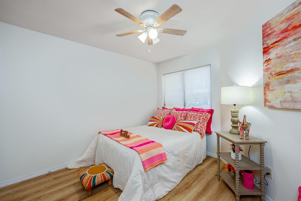 Arlington Oaks Condo - Residential