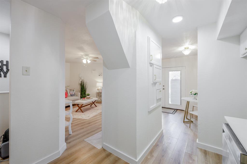 Arlington Oaks Condo - Residential