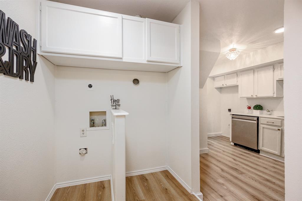 Arlington Oaks Condo - Residential