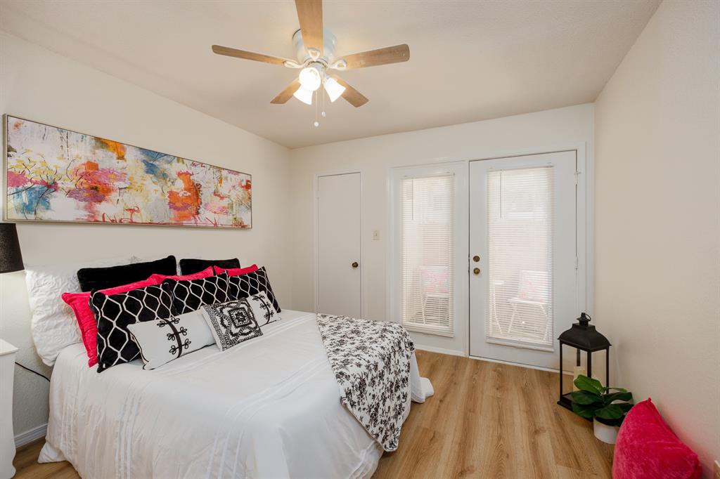 Arlington Oaks Condo - Residential