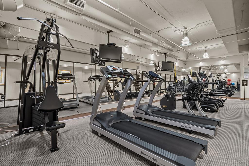 Centrum Condo - Residential