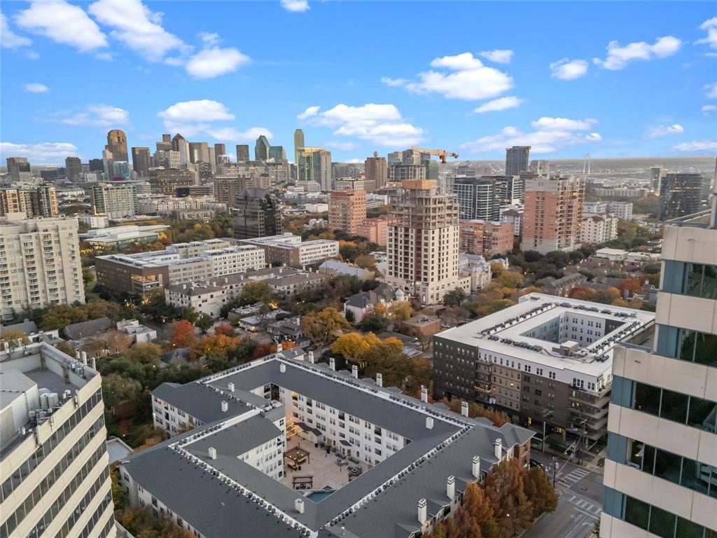 Centrum Condo - Residential