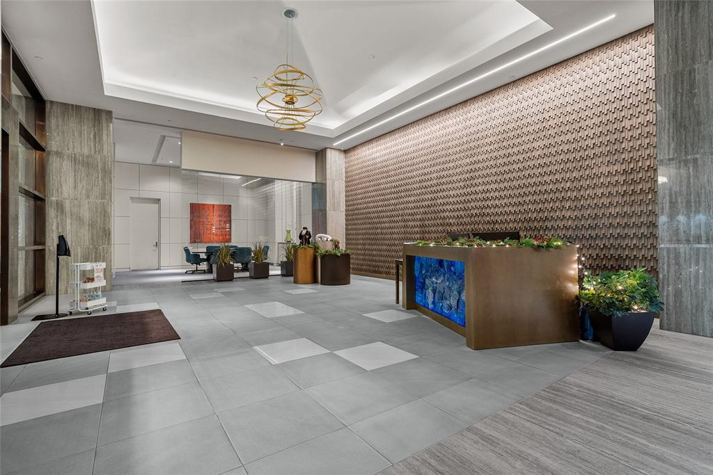 Centrum Condo - Residential