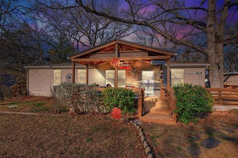 A home in Pottsboro