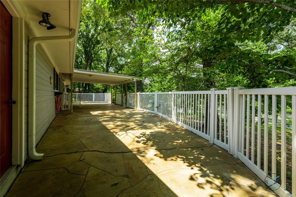 Echo Lake - Residential