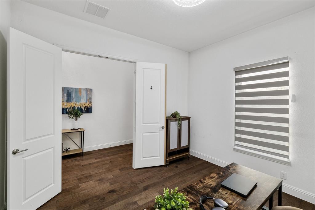 2401 Silver Leaf Drive