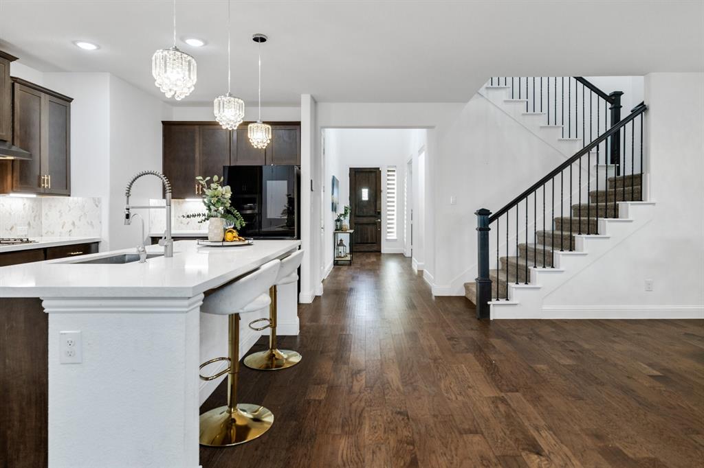 2401 Silver Leaf Drive