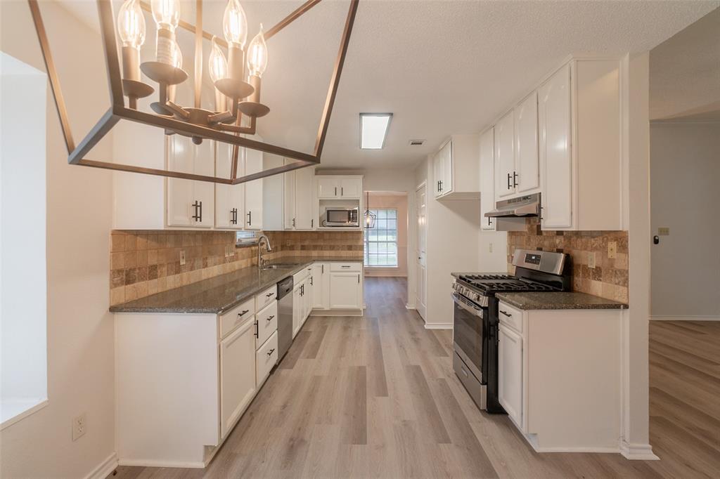 1221 Holly Hill Drive
