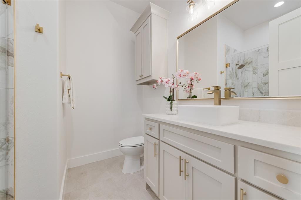 HINOJOSA ESTATES - Residential