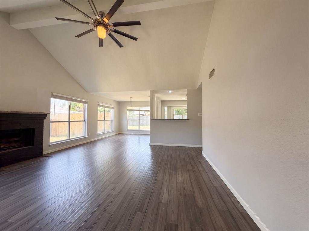 2831 Red Oak Drive