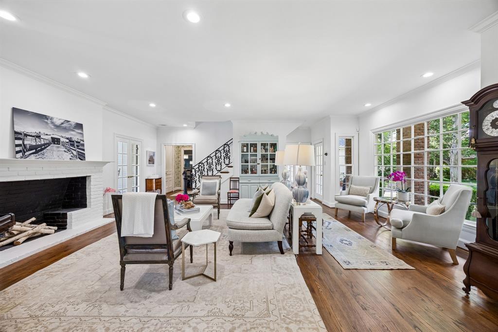 6457 Glendora Avenue