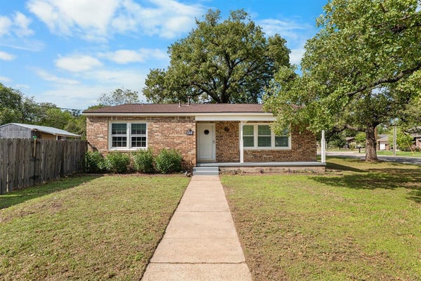 920 AVENUE C, WACO, TX 76705 - Image 21e5080db3afd8cf4c7fbdafa348cd78/2251796596